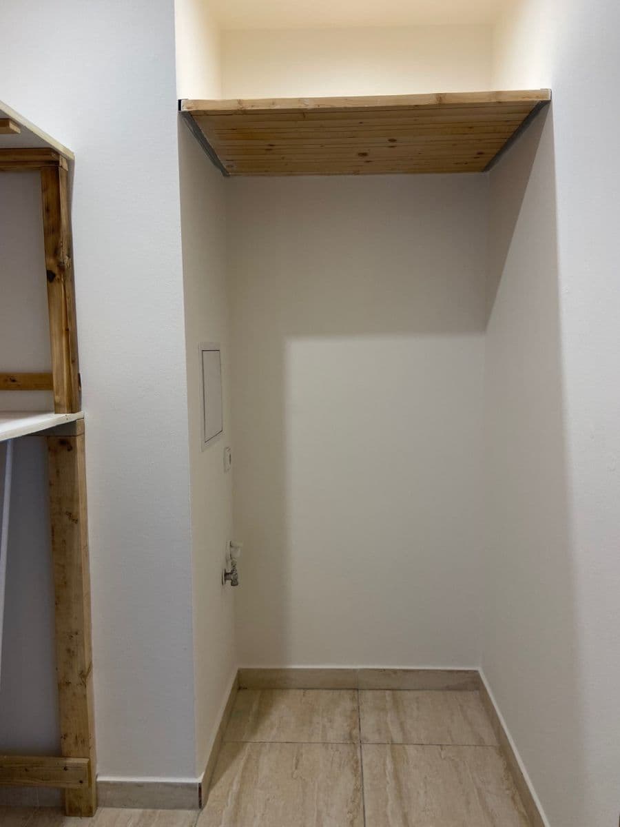 Prenájom bytu 4-izbový 92 m², K Vodárně, Dobříš, Středočeský kraj Prenájom bytu 4-izbový 92 m², K Vodárně, Dobříš, Středočeský kraj