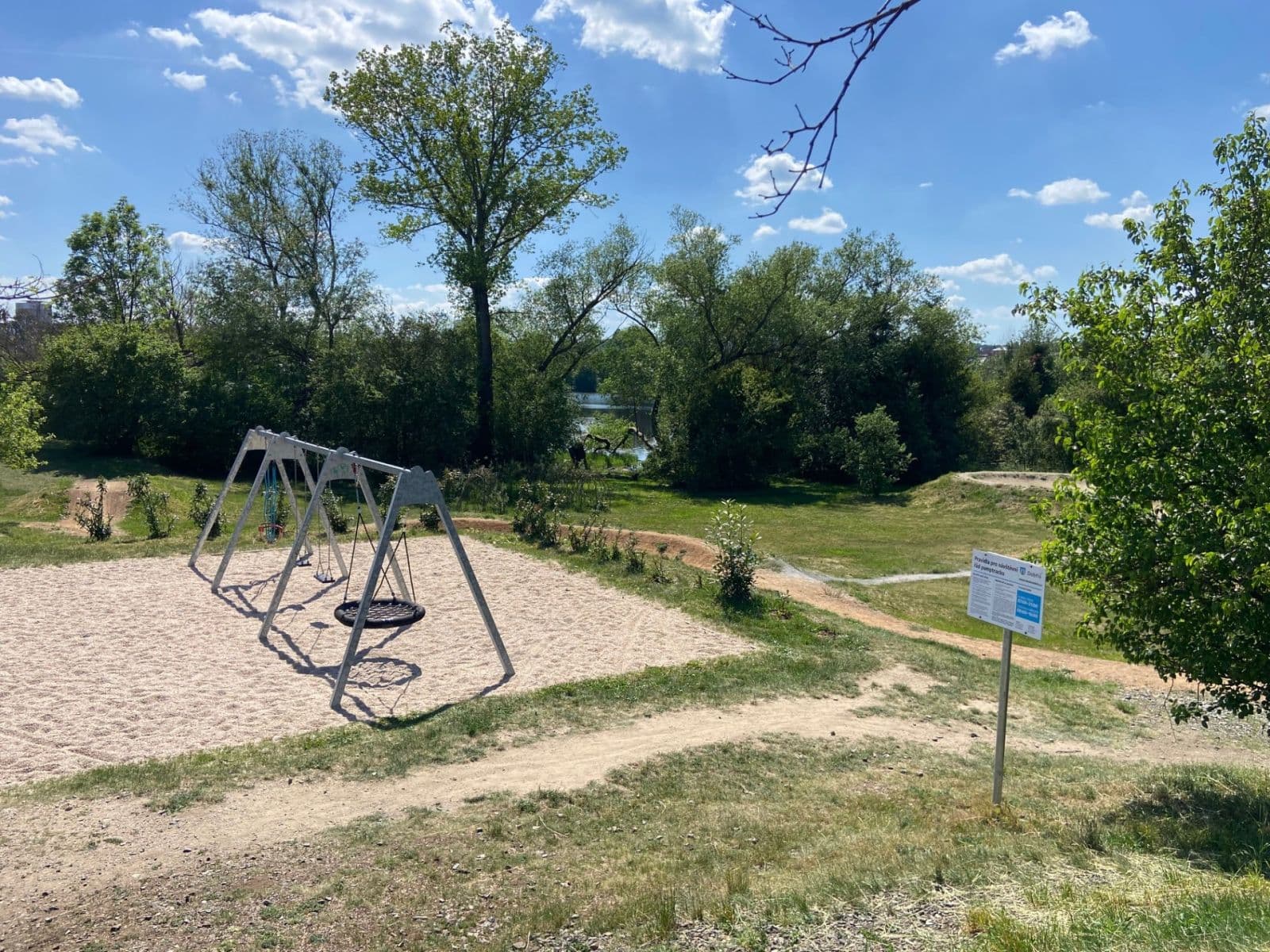 Prenájom bytu 4-izbový 92 m², K Vodárně, Dobříš, Středočeský kraj Prenájom bytu 4-izbový 92 m², K Vodárně, Dobříš, Středočeský kraj