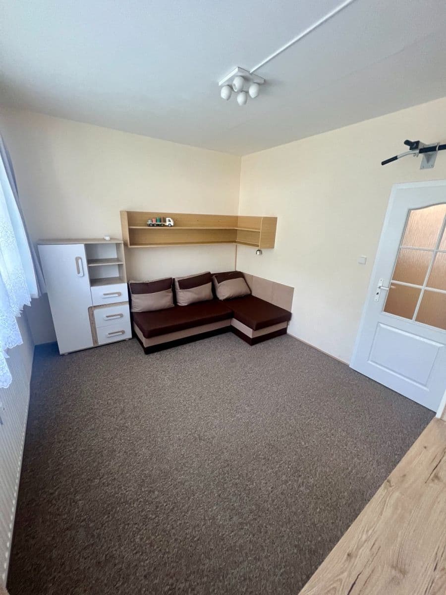 Predaj bytu 4-izbový 78 m², Husova, Nový Bor, Liberecký kraj Predaj bytu 4-izbový 78 m², Husova, Nový Bor, Liberecký kraj