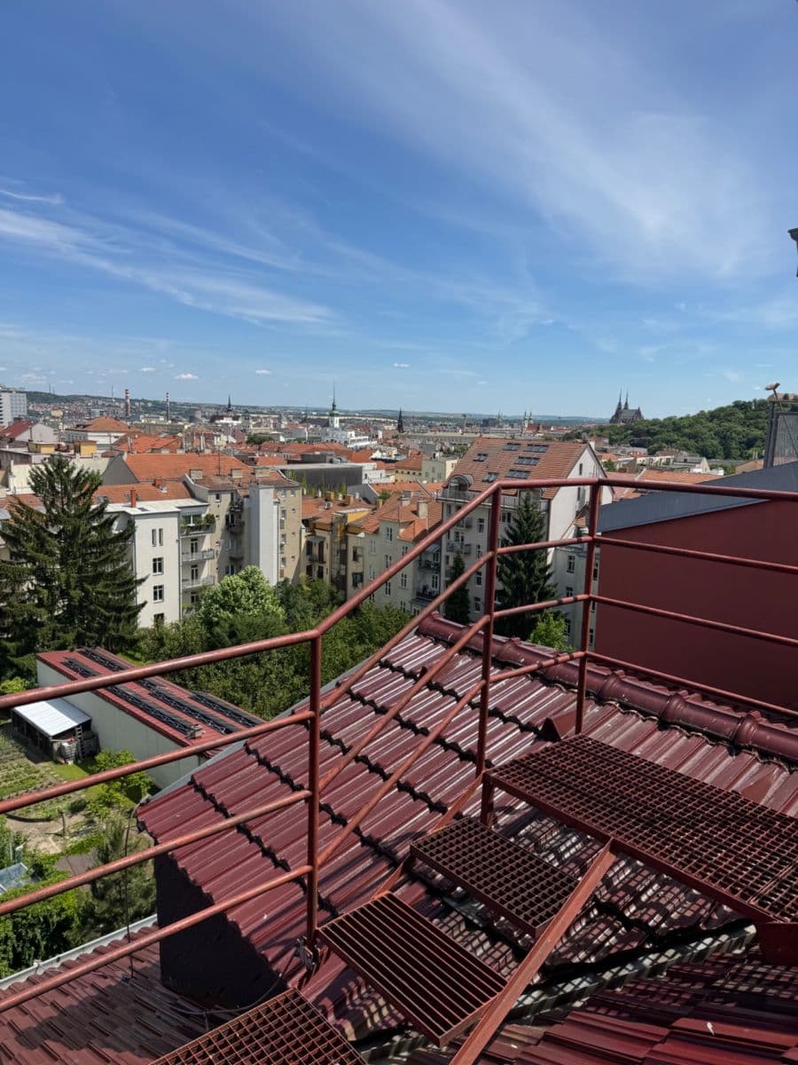 Prenájom bytu 3-izbový 127 m², Čápkova, Brno, Jihomoravský kraj Prenájom bytu 3-izbový 127 m², Čápkova, Brno, Jihomoravský kraj