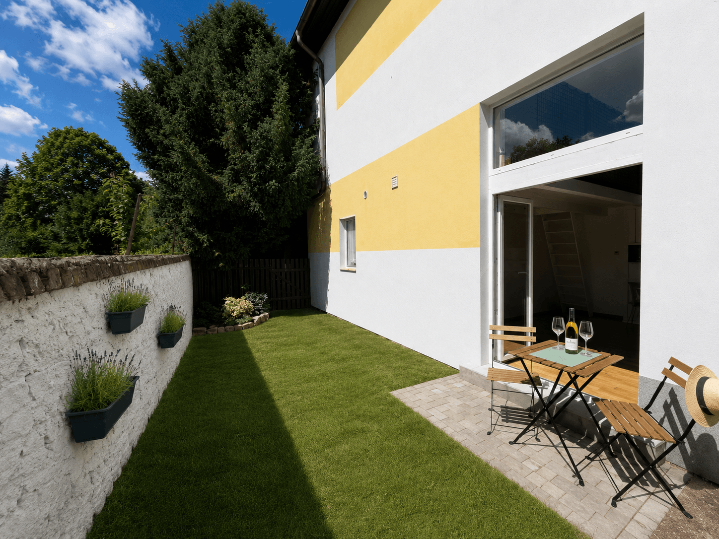 Prenájom bytu 1-izbový 35 m², Hlavní, Jirny, Středočeský kraj Prenájom bytu 1-izbový 35 m², Hlavní, Jirny, Středočeský kraj