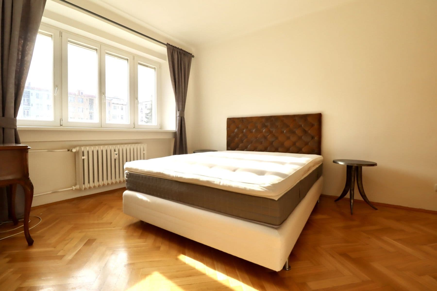 Prenájom bytu 2-izbový 55 m², Rooseveltova, Praha, Praha Prenájom bytu 2-izbový 55 m², Rooseveltova, Praha, Praha
