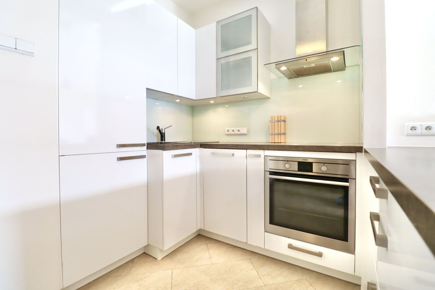 Prenájom bytu 2-izbový 55 m², Rooseveltova, Praha, Praha Prenájom bytu 2-izbový 55 m², Rooseveltova, Praha, Praha