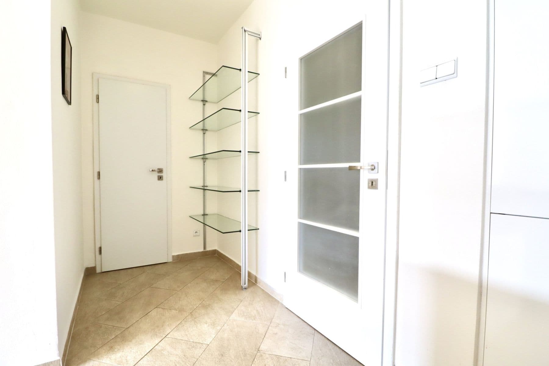 Prenájom bytu 2-izbový 55 m², Rooseveltova, Praha, Praha Prenájom bytu 2-izbový 55 m², Rooseveltova, Praha, Praha