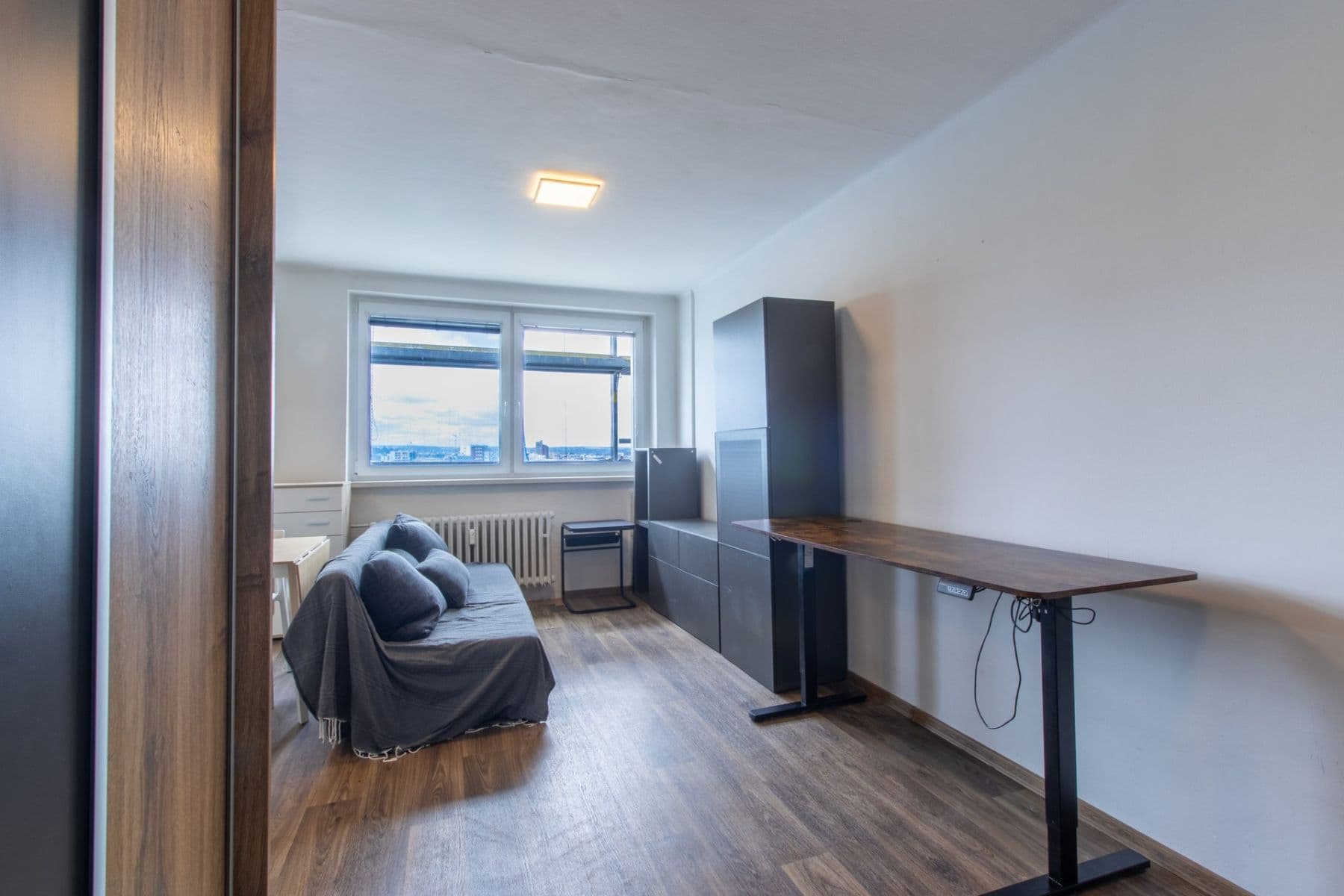 Prenájom bytu 1-izbový 30 m², Šestajovická, Praha, Praha Prenájom bytu 1-izbový 30 m², Šestajovická, Praha, Praha