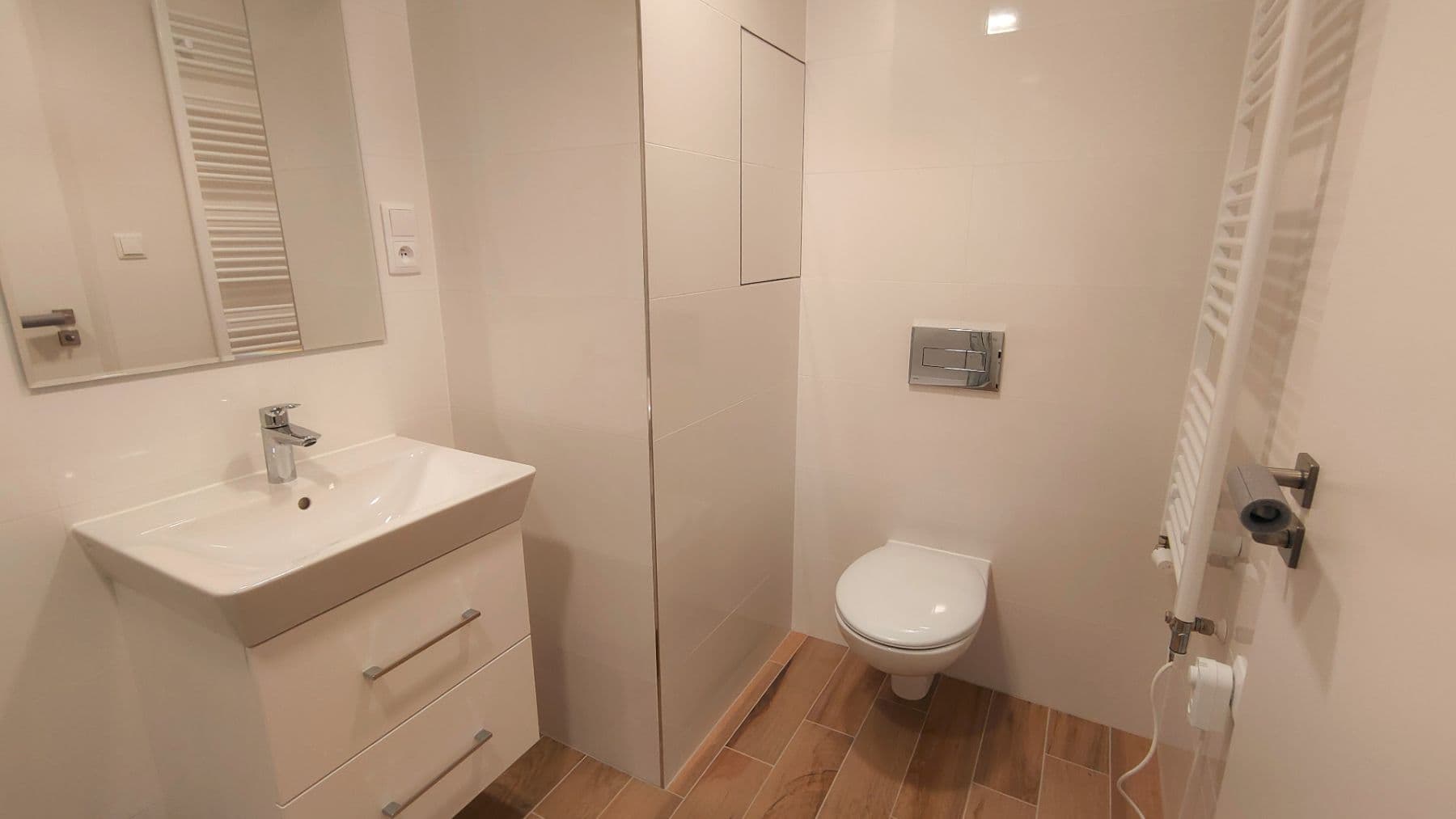 Prenájom bytu 1-izbový 32 m², Poděbradská, Praha, Praha Prenájom bytu 1-izbový 32 m², Poděbradská, Praha, Praha
