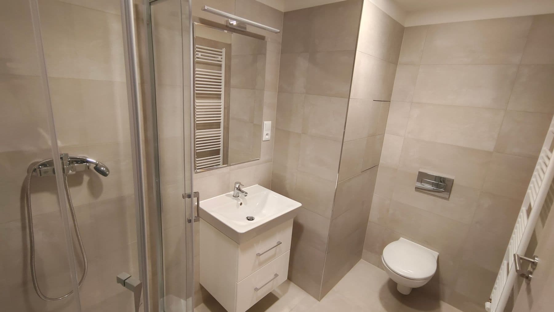 Prenájom bytu 1-izbový 33 m², Poděbradská, Praha, Praha Prenájom bytu 1-izbový 33 m², Poděbradská, Praha, Praha