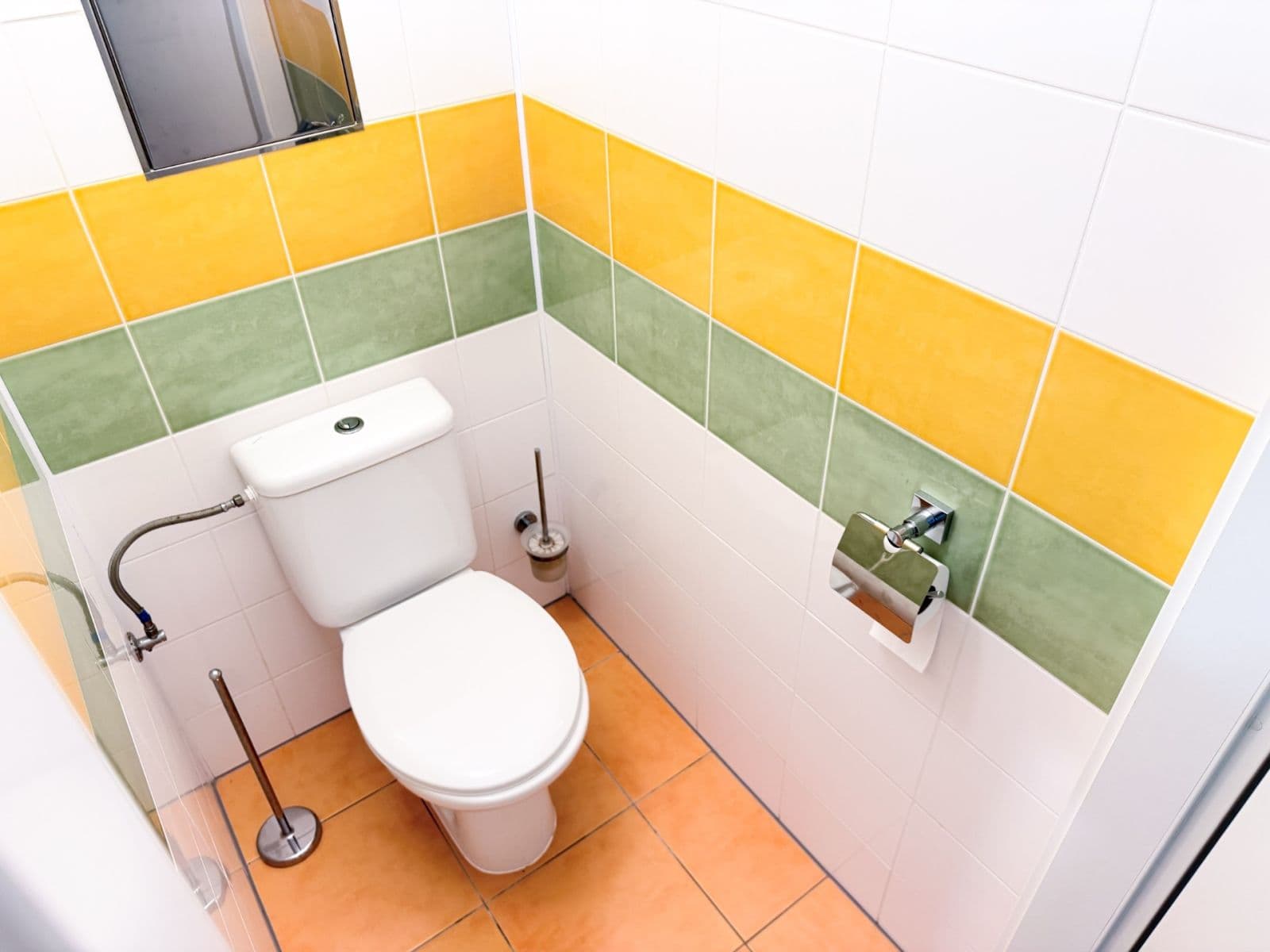 Prenájom bytu 2-izbový 71 m², U Valu, Nupaky, Středočeský kraj Prenájom bytu 2-izbový 71 m², U Valu, Nupaky, Středočeský kraj