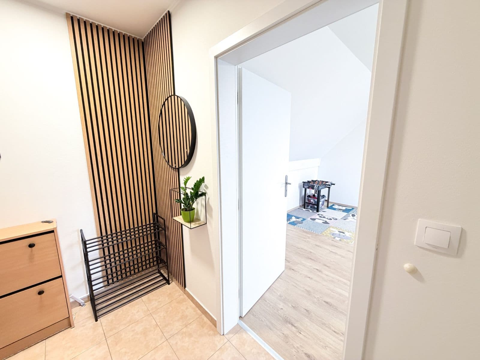 Prenájom bytu 2-izbový 71 m², U Valu, Nupaky, Středočeský kraj Prenájom bytu 2-izbový 71 m², U Valu, Nupaky, Středočeský kraj