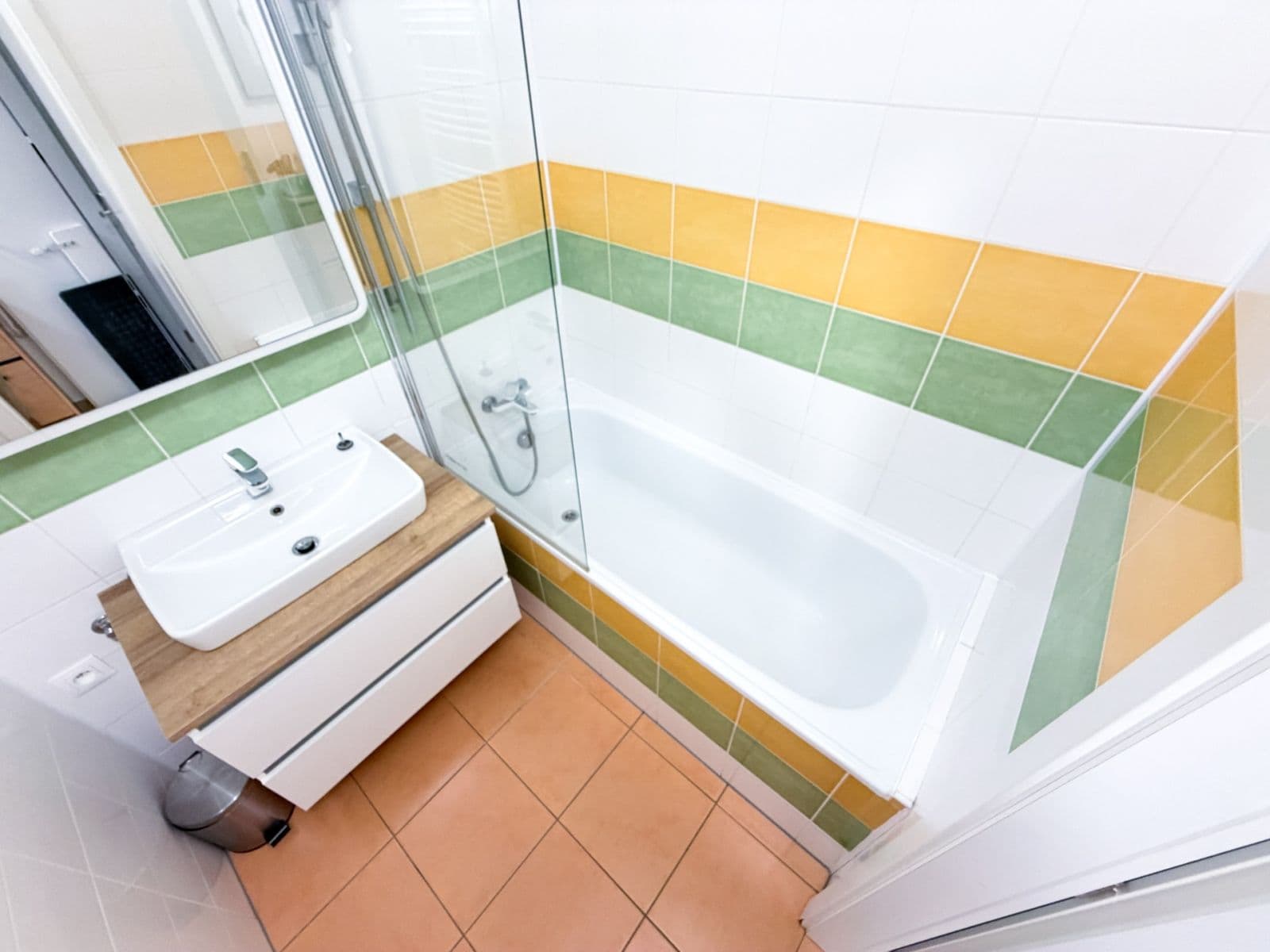 Prenájom bytu 2-izbový 71 m², U Valu, Nupaky, Středočeský kraj Prenájom bytu 2-izbový 71 m², U Valu, Nupaky, Středočeský kraj