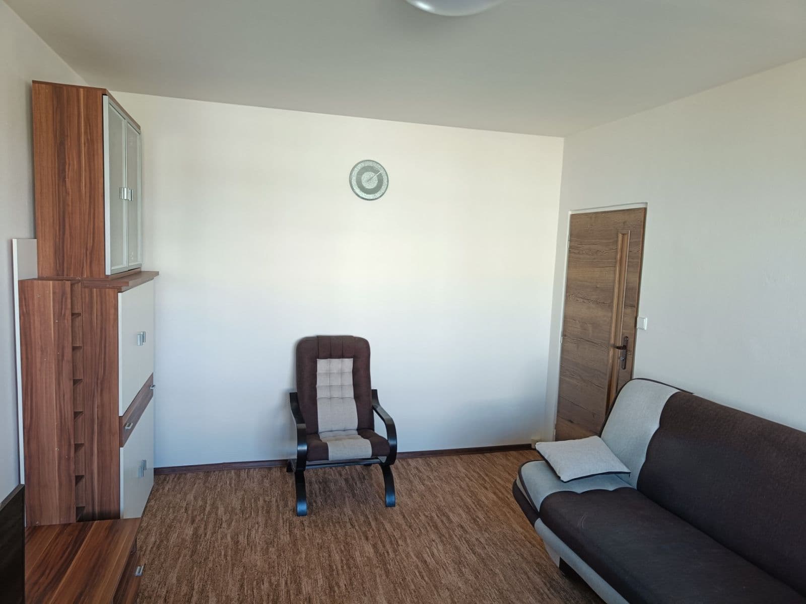 Prenájom bytu 1-izbový 36 m², Matěje Kopeckého, Cheb, Karlovarský kraj Prenájom bytu 1-izbový 36 m², Matěje Kopeckého, Cheb, Karlovarský kraj