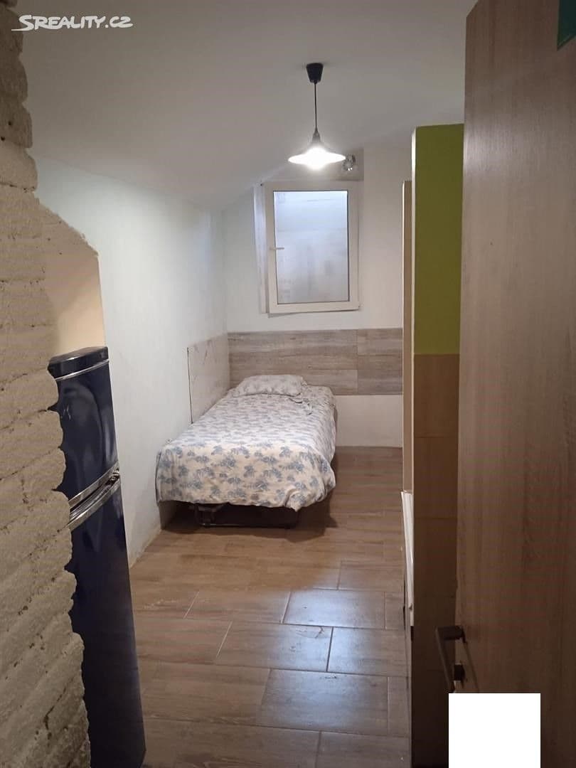Prenájom bytu 1-izbový 12 m², Umělecká, Praha, Praha Prenájom bytu 1-izbový 12 m², Umělecká, Praha, Praha
