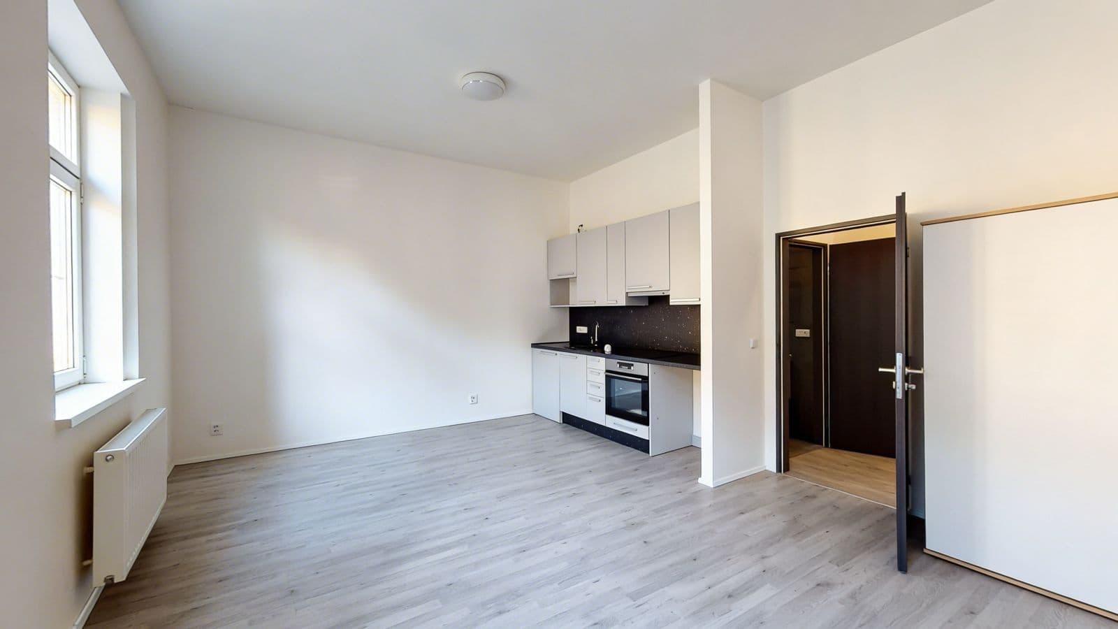Prenájom bytu 1-izbový 35 m², V Zahradách, Praha, Praha Prenájom bytu 1-izbový 35 m², V Zahradách, Praha, Praha