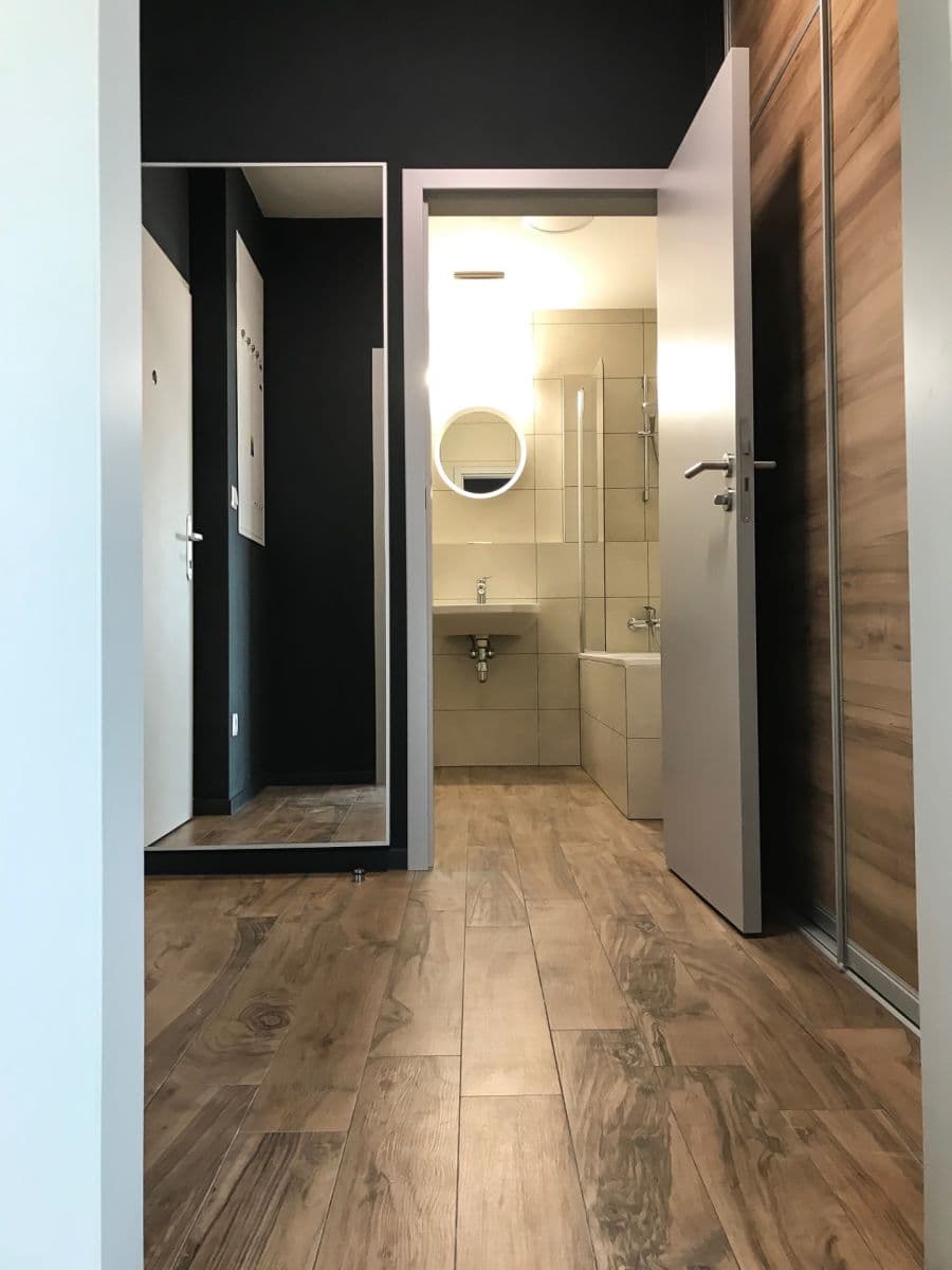 Predaj bytu 2-izbový 53 m², Kadnárova, Rača, Bratislavský kraj Predaj bytu 2-izbový 53 m², Kadnárova, Rača, Bratislavský kraj