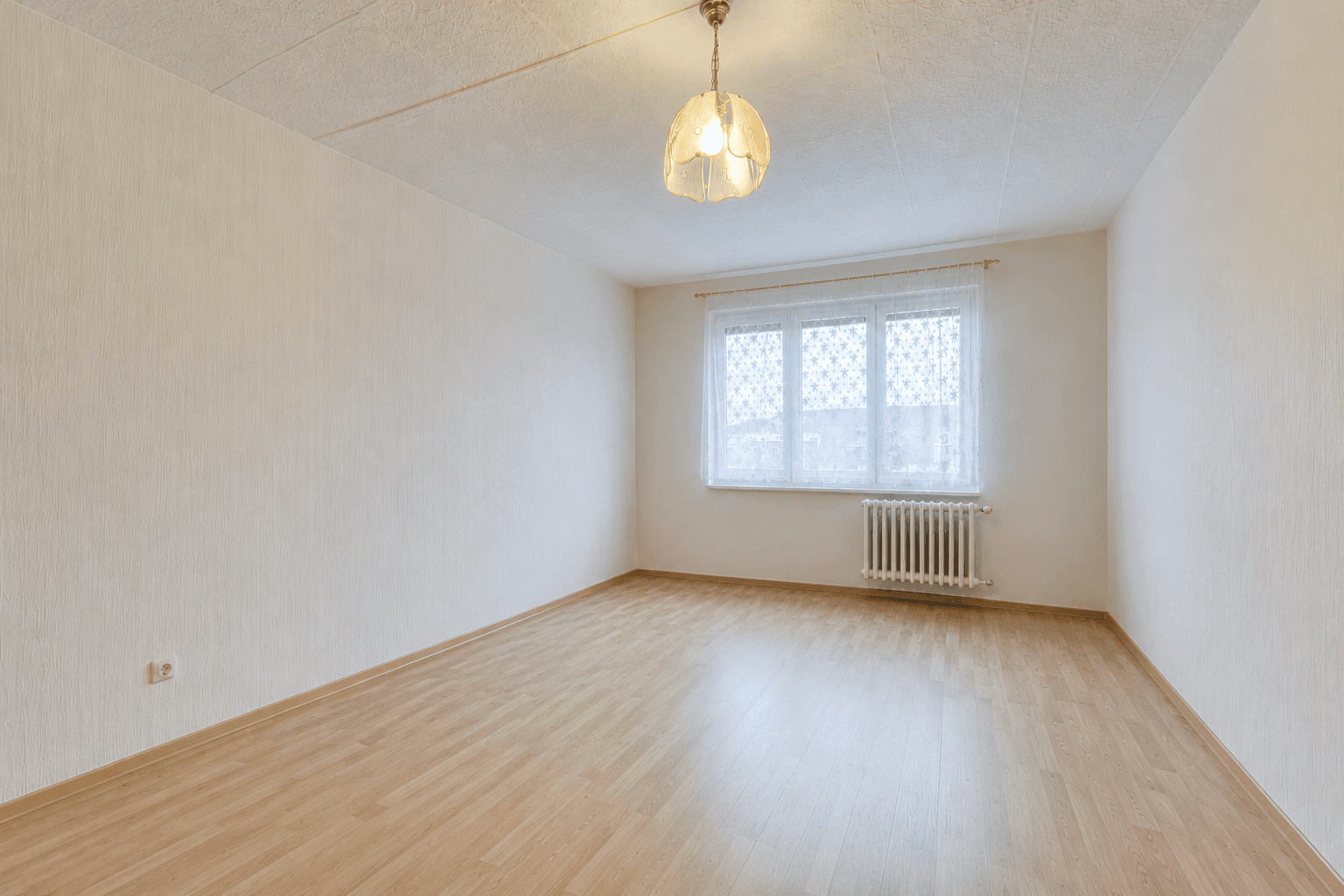 Prenájom bytu 1-izbový 41 m², Železničářská, Plzeň, Plzeňský kraj Prenájom bytu 1-izbový 41 m², Železničářská, Plzeň, Plzeňský kraj