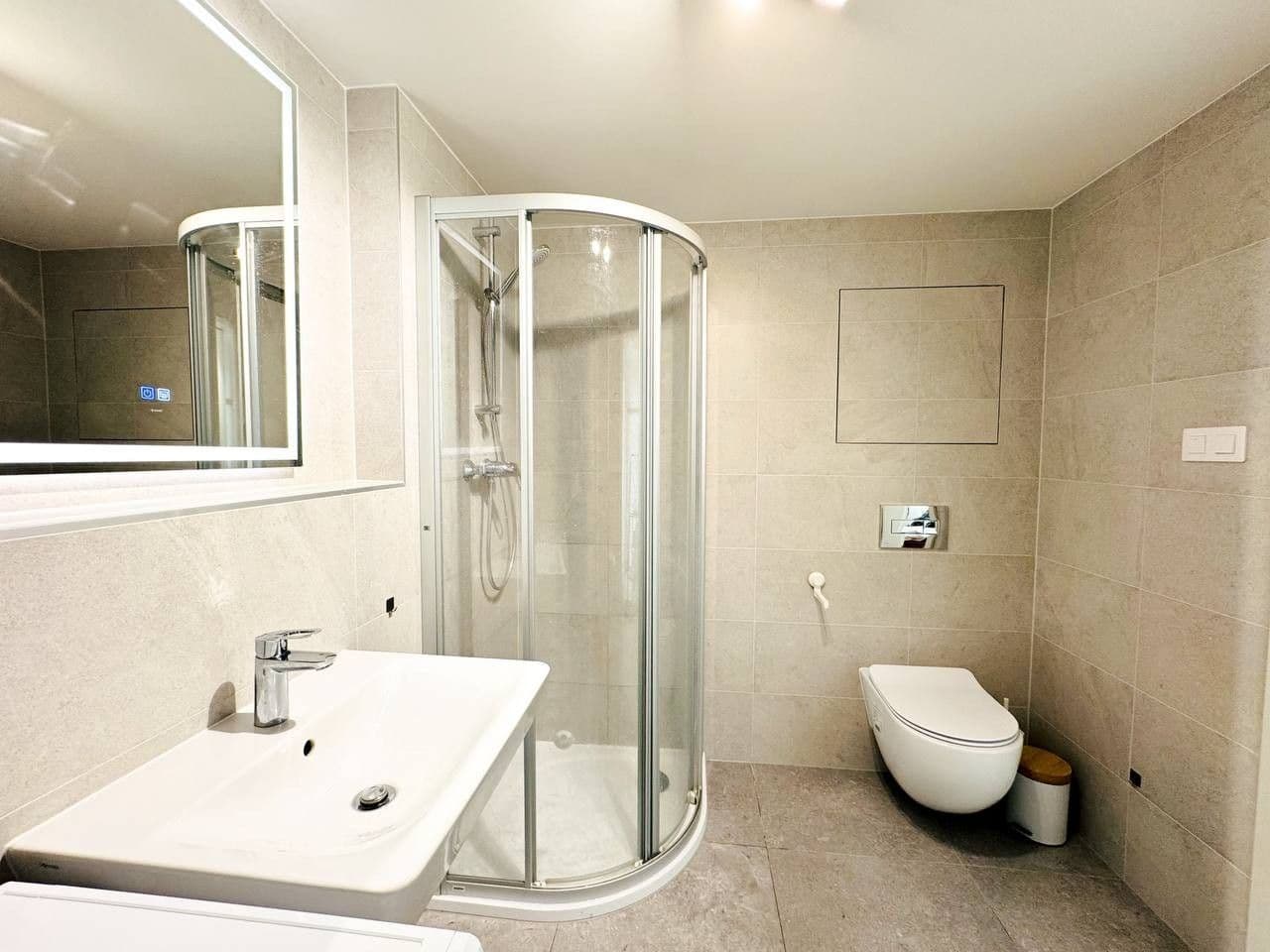 Prenájom bytu 2-izbový 55 m², Kubánské náměstí, Praha, Praha Prenájom bytu 2-izbový 55 m², Kubánské náměstí, Praha, Praha