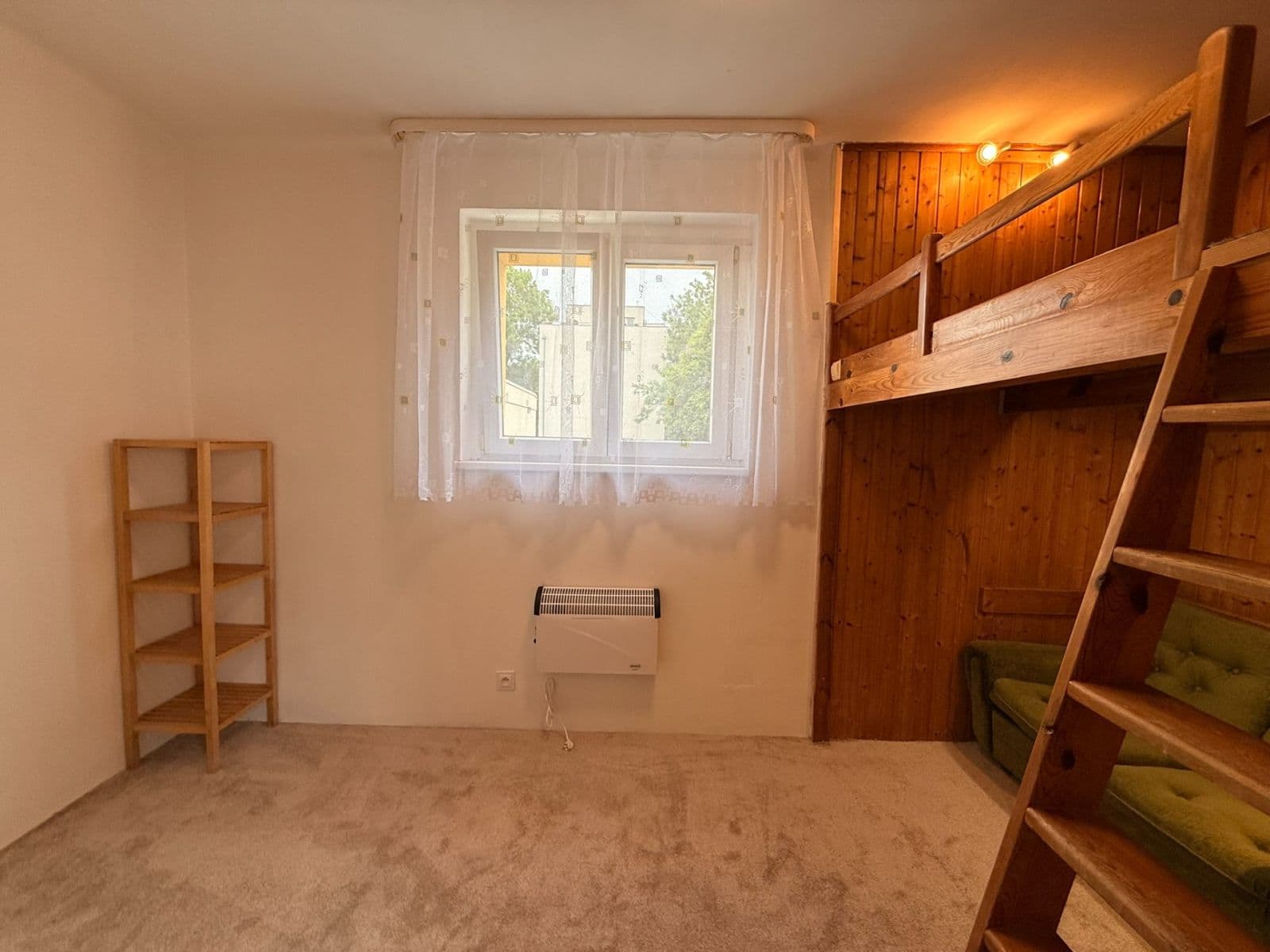 Prenájom bytu 2-izbový 42 m², Nad Kajetánkou, Praha, Praha Prenájom bytu 2-izbový 42 m², Nad Kajetánkou, Praha, Praha