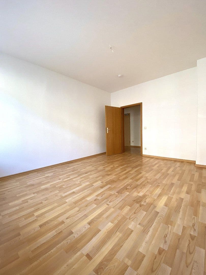 Prenájom bytu 3-izbový 75 m², Wiesestraße 86, Gera, Durínsko Prenájom bytu 3-izbový 75 m², Wiesestraße 86, Gera, Durínsko