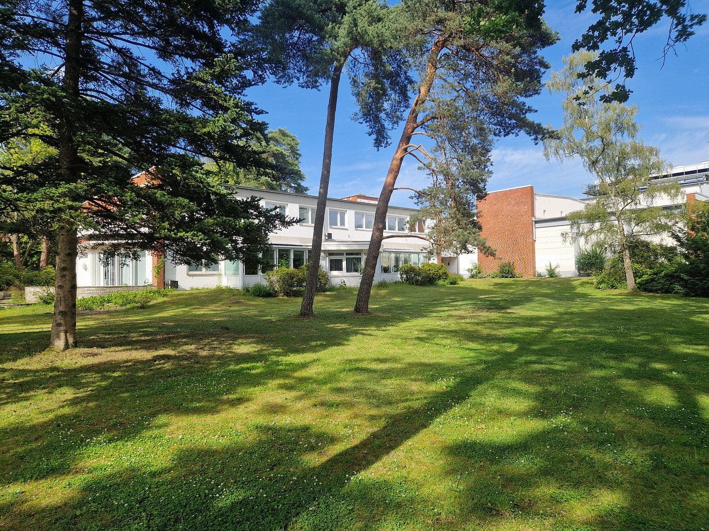 Prenájom kancelárie 500 m², Bültenweg 19, Adendorf, Dolné Sasko Prenájom kancelárie 500 m², Bültenweg 19, Adendorf, Dolné Sasko