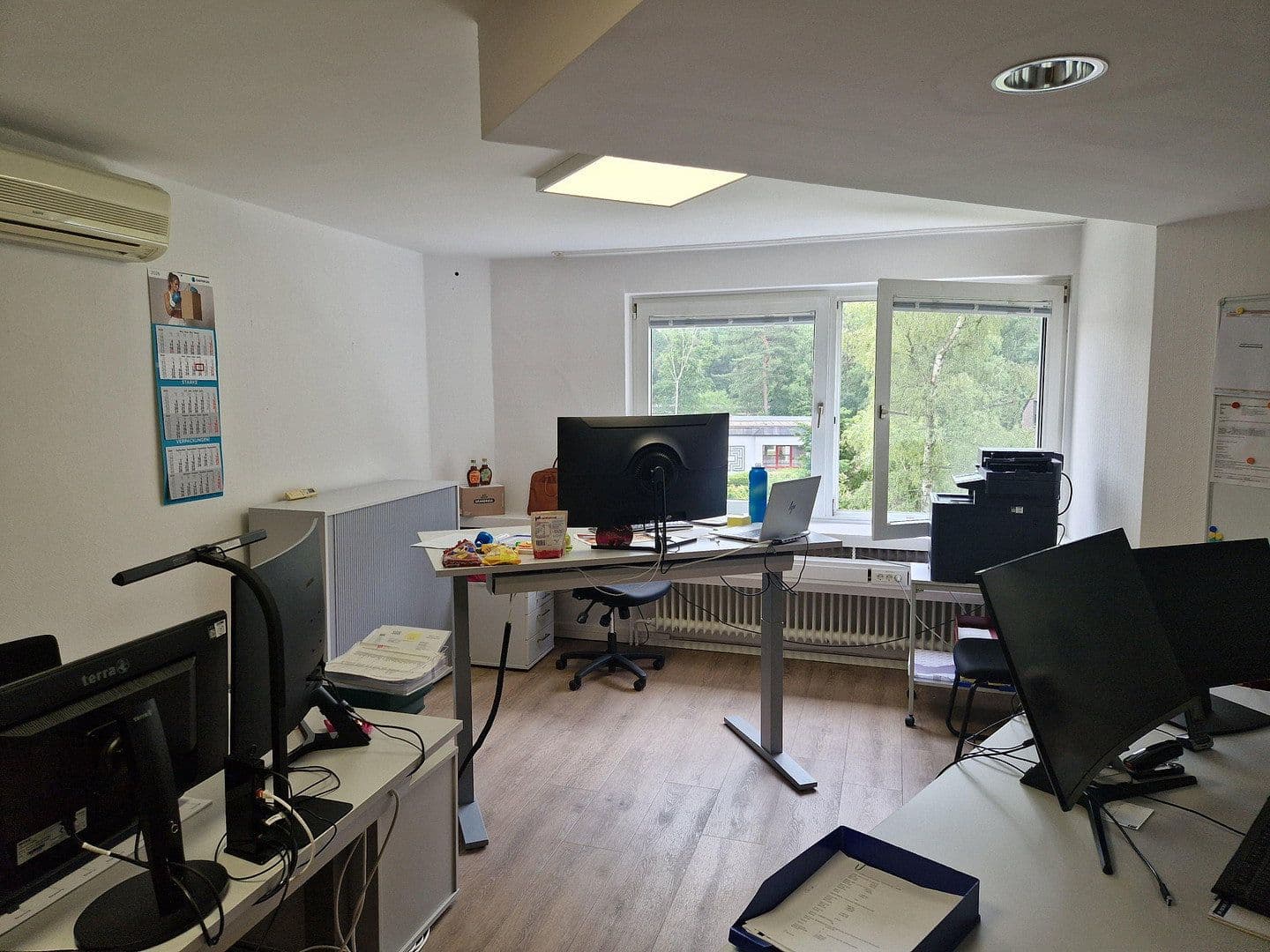 Prenájom kancelárie 500 m², Bültenweg 19, Adendorf, Dolné Sasko Prenájom kancelárie 500 m², Bültenweg 19, Adendorf, Dolné Sasko
