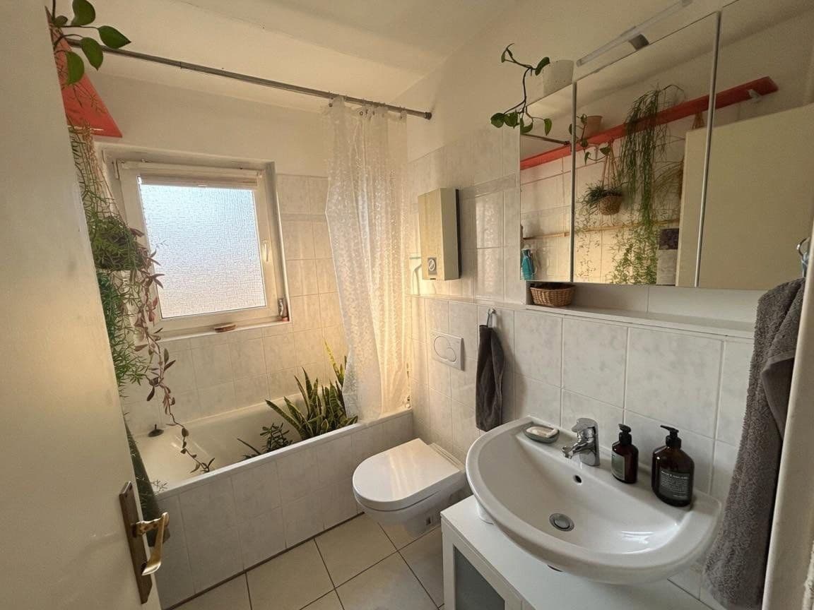 Predaj bytu 3-izbový 55 m², Oberhausen, Severné Porýnie - Westfálsko Predaj bytu 3-izbový 55 m², Oberhausen, Severné Porýnie - Westfálsko