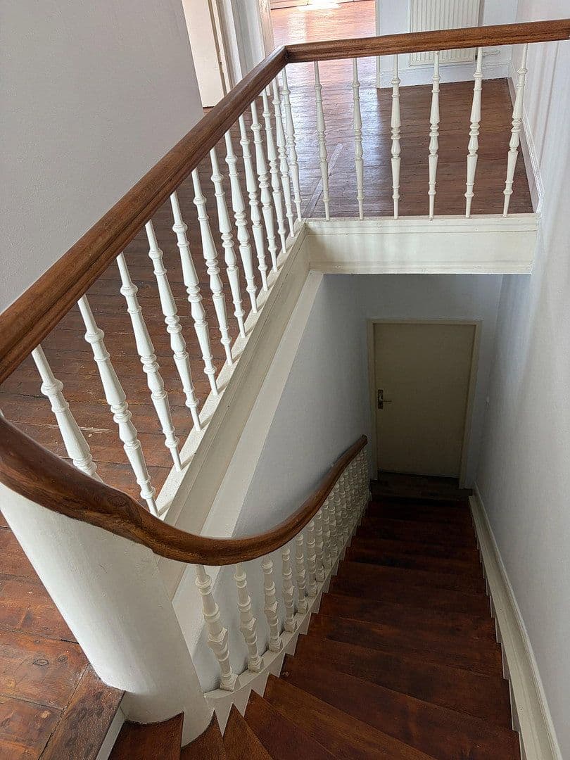Prenájom bytu 3-izbový 90 m², Jülicherstr. 142, Aachen, Severné Porýnie - Westfálsko Prenájom bytu 3-izbový 90 m², Jülicherstr. 142, Aachen, Severné Porýnie - Westfálsko