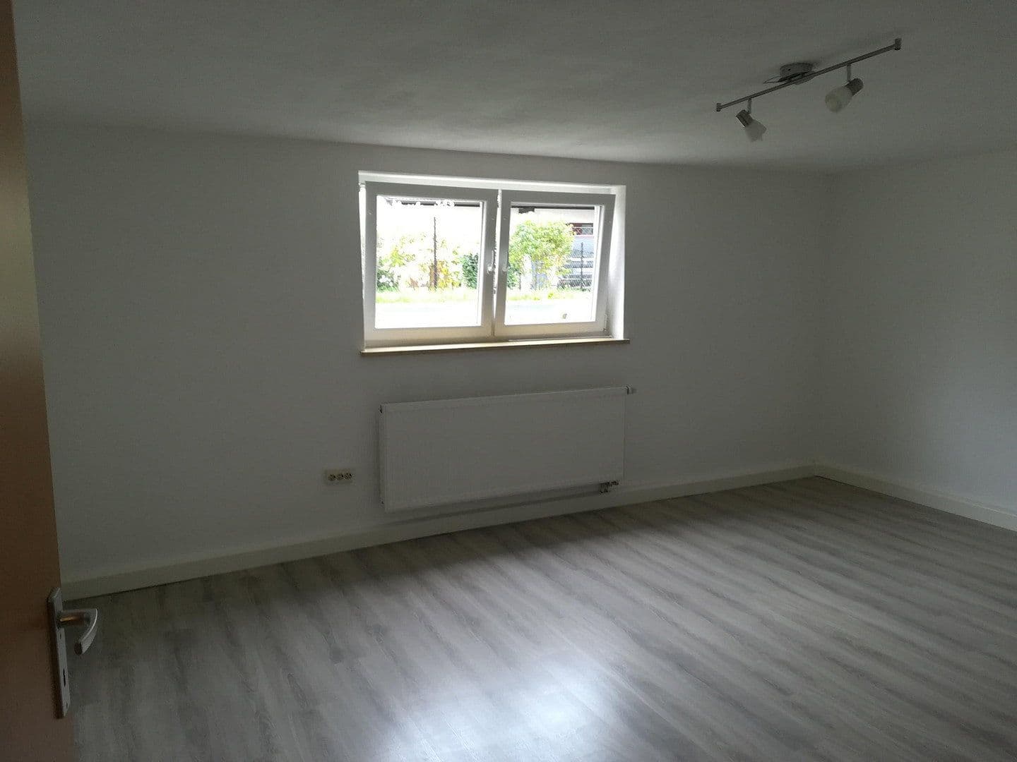 Prenájom bytu 3-izbový 75 m², Zeppelinstraße 14e, Waldkraiburg, Bavorsko Prenájom bytu 3-izbový 75 m², Zeppelinstraße 14e, Waldkraiburg, Bavorsko