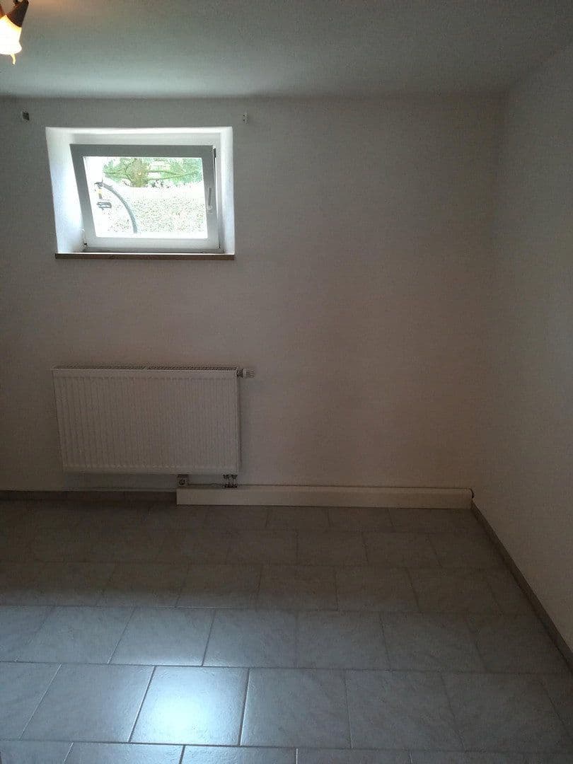 Prenájom bytu 3-izbový 75 m², Zeppelinstraße 14e, Waldkraiburg, Bavorsko Prenájom bytu 3-izbový 75 m², Zeppelinstraße 14e, Waldkraiburg, Bavorsko