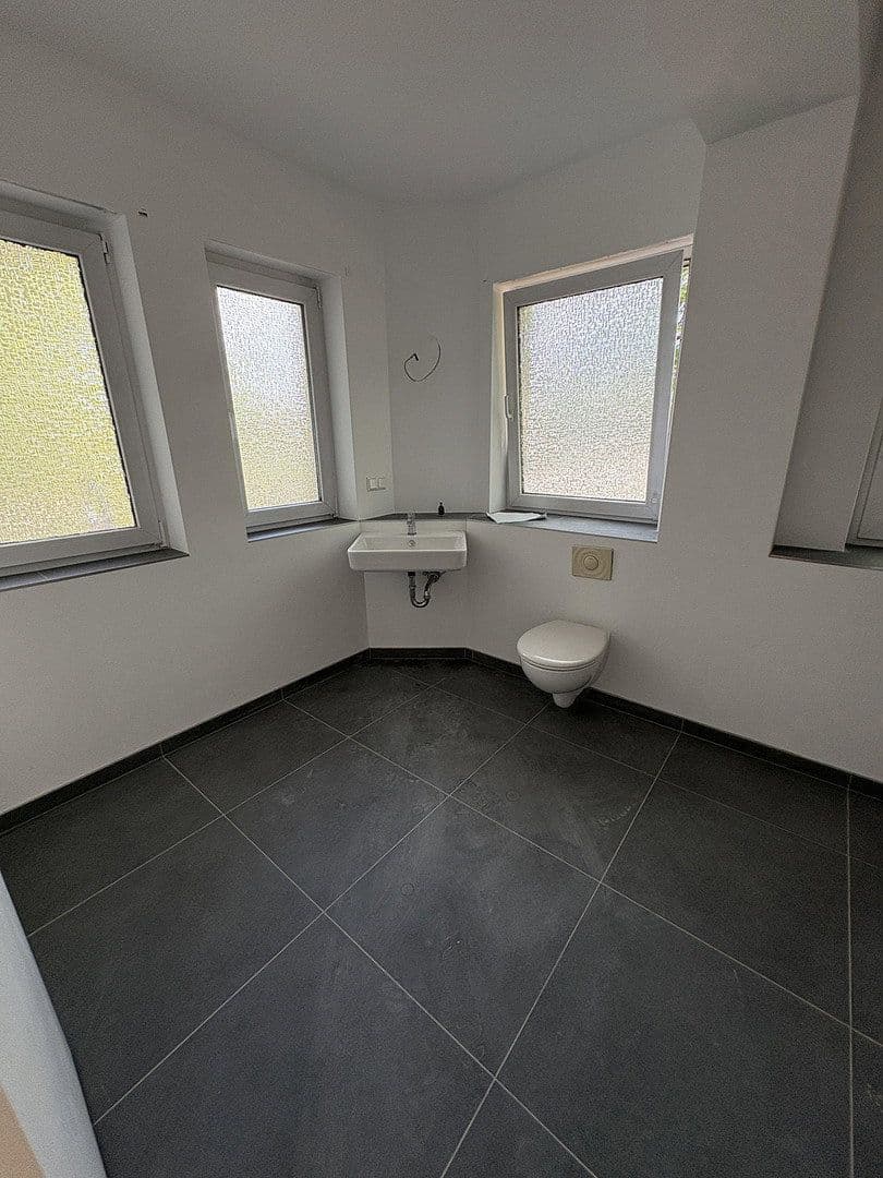 Predaj bytu 3-izbový 80 m², Berlin, Berlín Predaj bytu 3-izbový 80 m², Berlin, Berlín