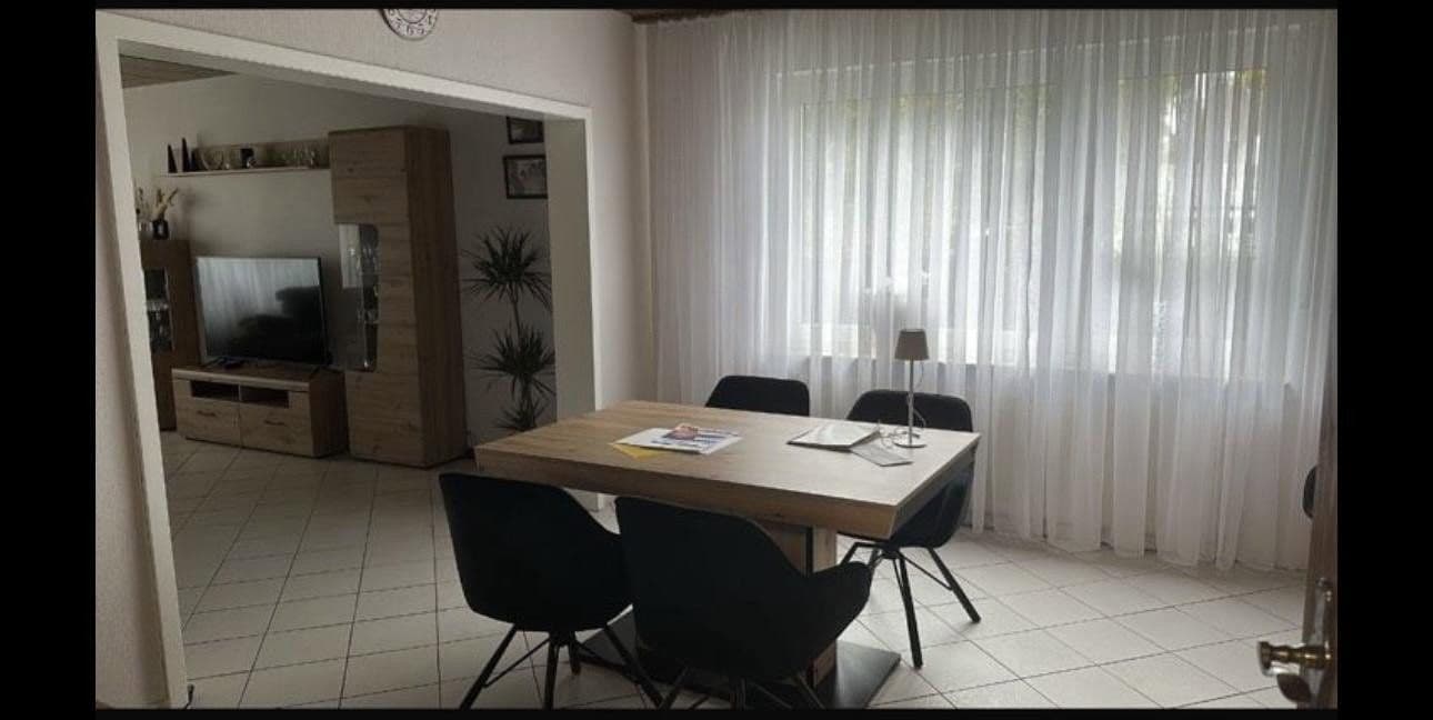 Predaj domu 220 m², pozemek 1.050 m², Am Lehmpool 10, Lorup, Dolné Sasko Predaj domu 220 m², pozemek 1.050 m², Am Lehmpool 10, Lorup, Dolné Sasko
