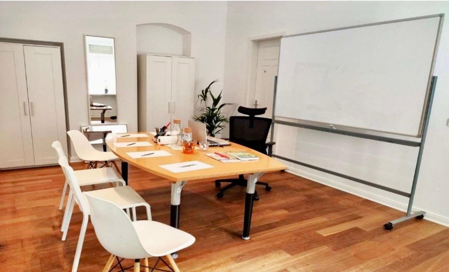 Prenájom kancelárie 58 m², Bochumer Straße 17, Berlin, Berlín Prenájom kancelárie 58 m², Bochumer Straße 17, Berlin, Berlín
