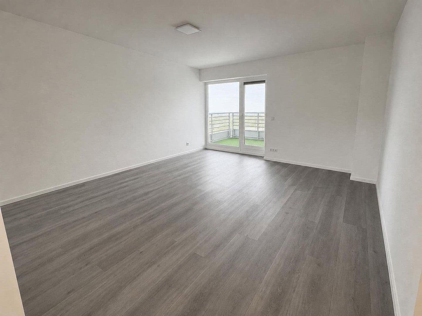 Prenájom bytu 1-izbový 40 m², Bad Hönningen, Porýnie-Falcko Prenájom bytu 1-izbový 40 m², Bad Hönningen, Porýnie-Falcko