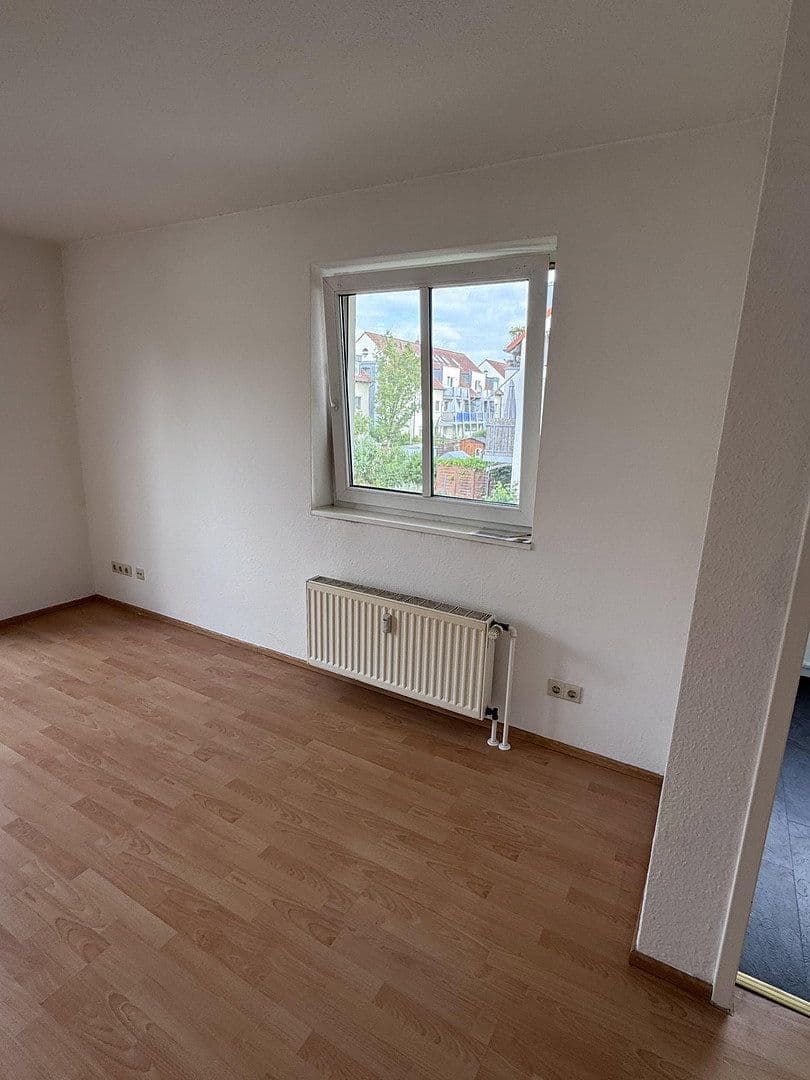 Prenájom bytu 2-izbový 50 m², Schönefeld, Brandenbursko Prenájom bytu 2-izbový 50 m², Schönefeld, Brandenbursko