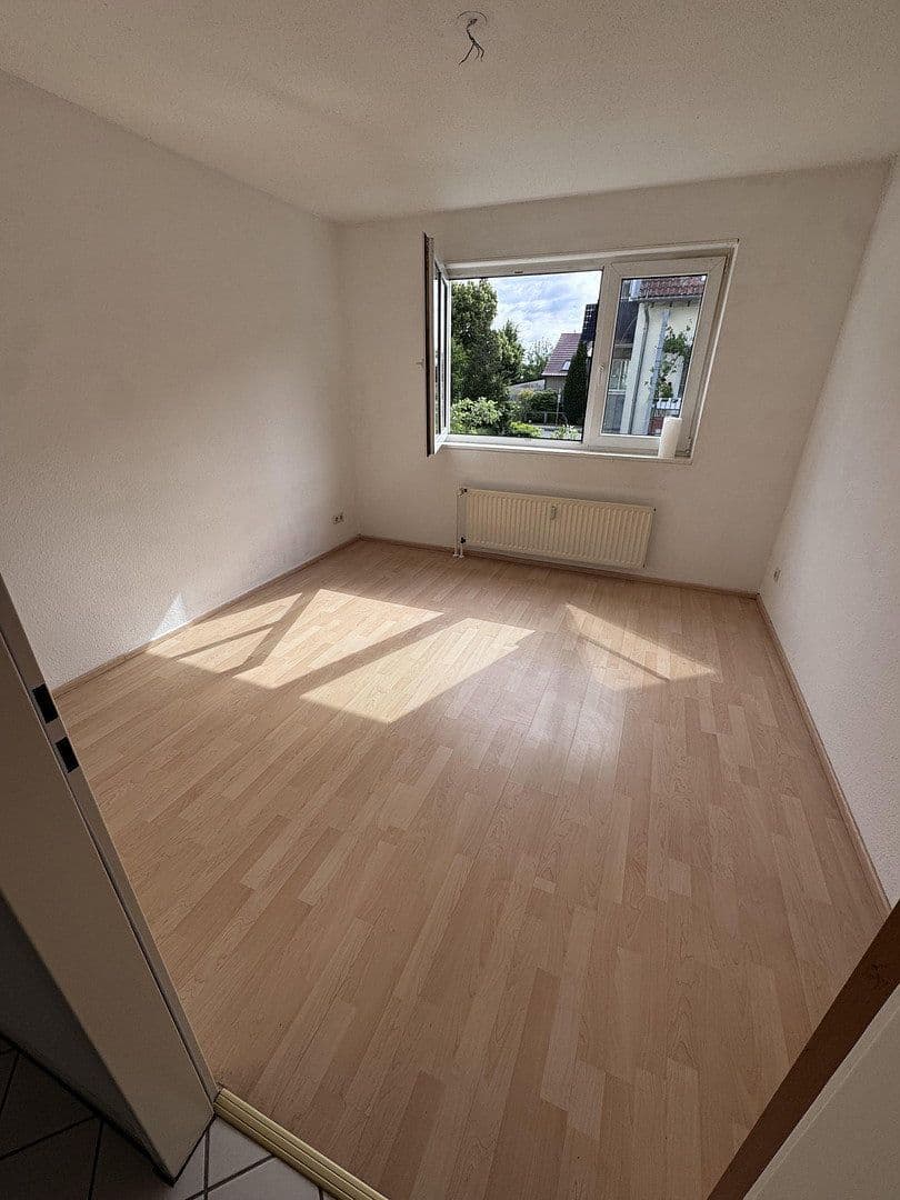 Prenájom bytu 2-izbový 50 m², Schönefeld, Brandenbursko Prenájom bytu 2-izbový 50 m², Schönefeld, Brandenbursko