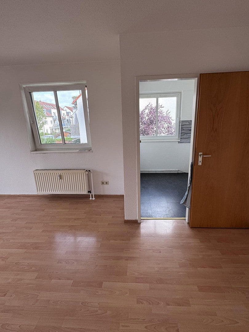 Prenájom bytu 2-izbový 50 m², Schönefeld, Brandenbursko Prenájom bytu 2-izbový 50 m², Schönefeld, Brandenbursko