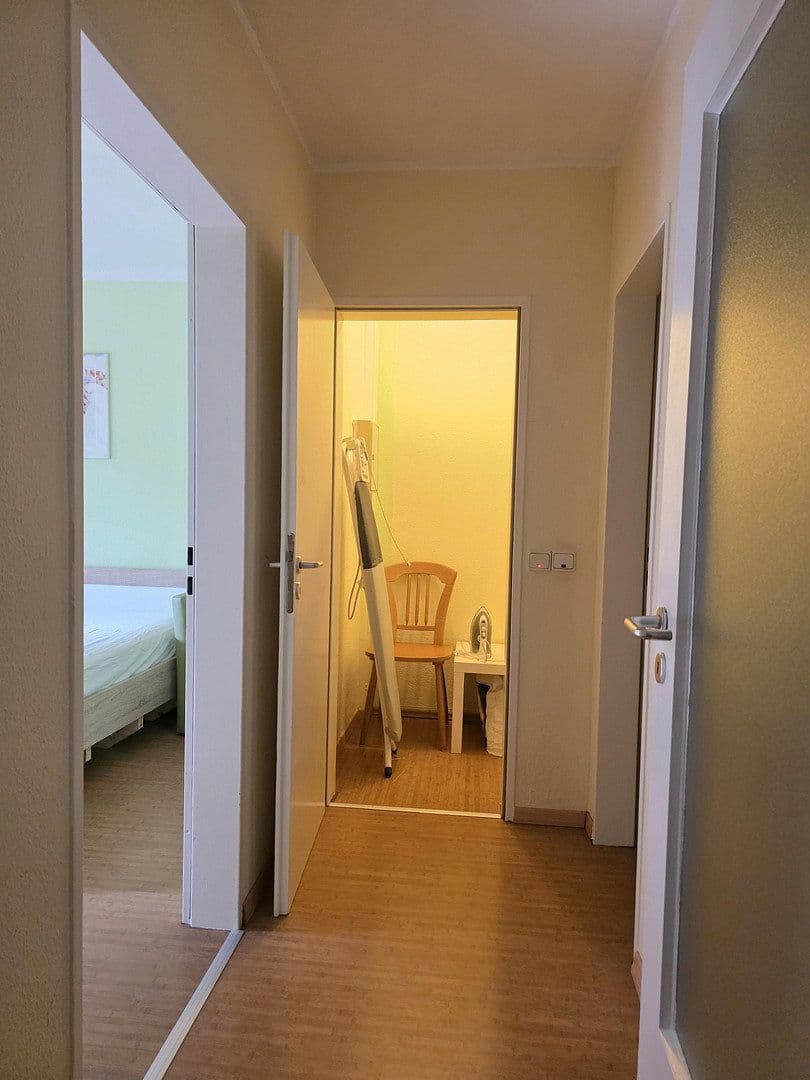 Prenájom bytu 2-izbový 70 m², Düsseldorf, Severné Porýnie - Westfálsko Prenájom bytu 2-izbový 70 m², Düsseldorf, Severné Porýnie - Westfálsko