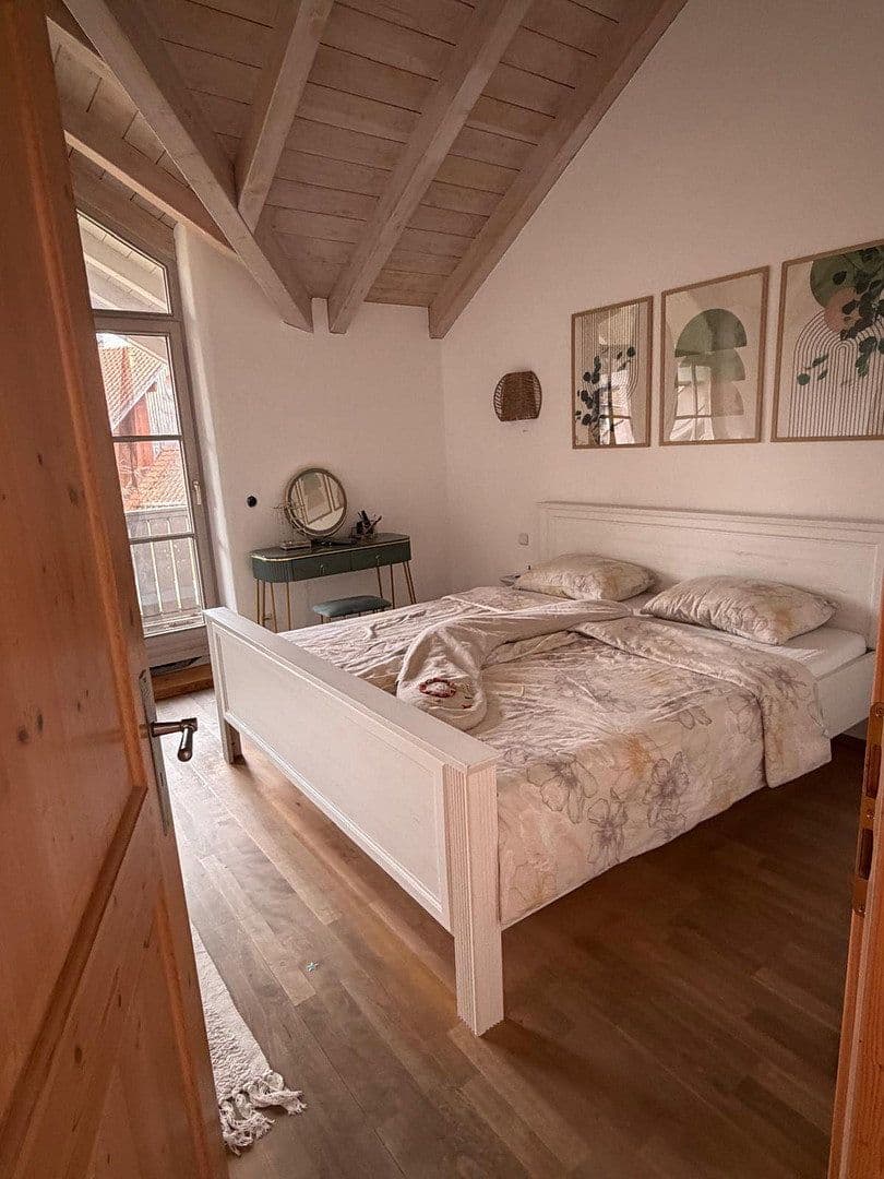 Prenájom domu 145 m², pozemek 546 m², Kolbermoor, Bavorsko Prenájom domu 145 m², pozemek 546 m², Kolbermoor, Bavorsko
