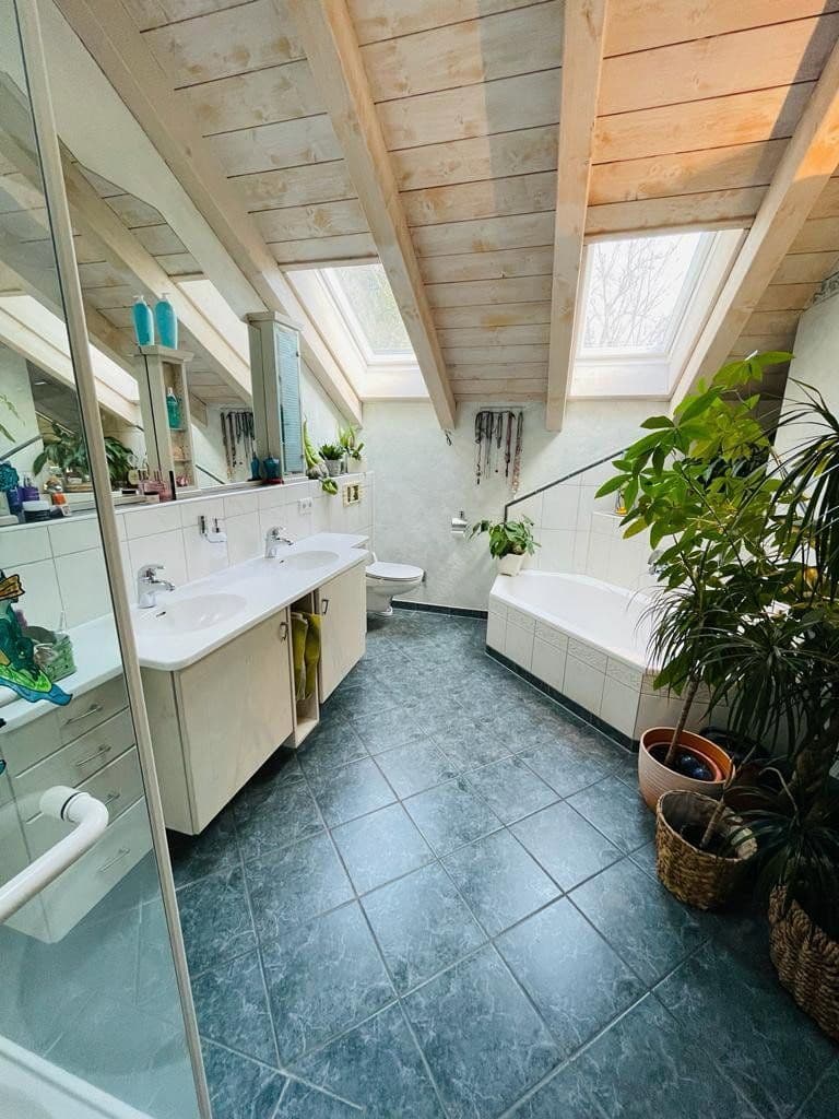 Prenájom domu 145 m², pozemek 546 m², Kolbermoor, Bavorsko Prenájom domu 145 m², pozemek 546 m², Kolbermoor, Bavorsko