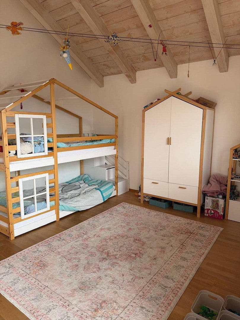 Prenájom domu 145 m², pozemek 546 m², Kolbermoor, Bavorsko Prenájom domu 145 m², pozemek 546 m², Kolbermoor, Bavorsko