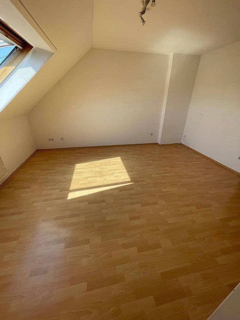 Prenájom bytu 3-izbový 60 m², Perricher Weg 31, Wesel, Severné Porýnie - Westfálsko Prenájom bytu 3-izbový 60 m², Perricher Weg 31, Wesel, Severné Porýnie - Westfálsko