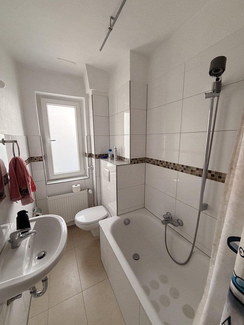 Prenájom bytu 3-izbový 65 m², Bilker Allee 10, Düsseldorf, Severné Porýnie - Westfálsko Prenájom bytu 3-izbový 65 m², Bilker Allee 10, Düsseldorf, Severné Porýnie - Westfálsko