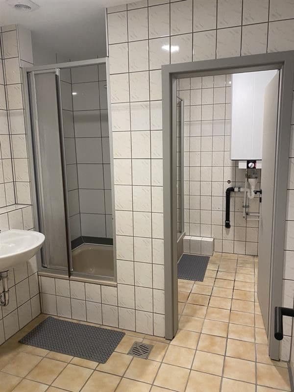 Prenájom kancelárie 320 m², Bad Neuenahr-Ahrweiler, Porýnie-Falcko Prenájom kancelárie 320 m², Bad Neuenahr-Ahrweiler, Porýnie-Falcko