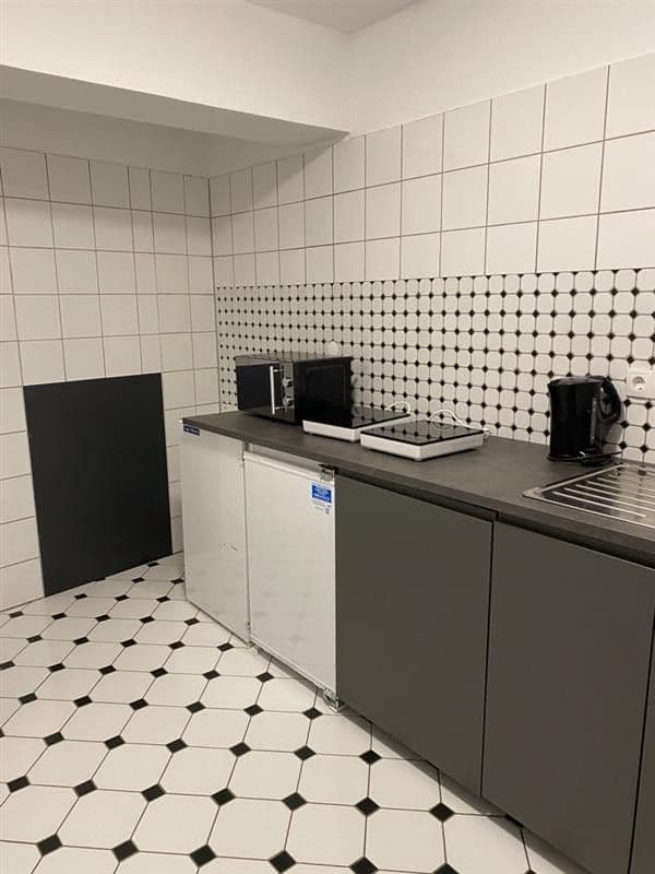 Prenájom kancelárie 320 m², Bad Neuenahr-Ahrweiler, Porýnie-Falcko Prenájom kancelárie 320 m², Bad Neuenahr-Ahrweiler, Porýnie-Falcko