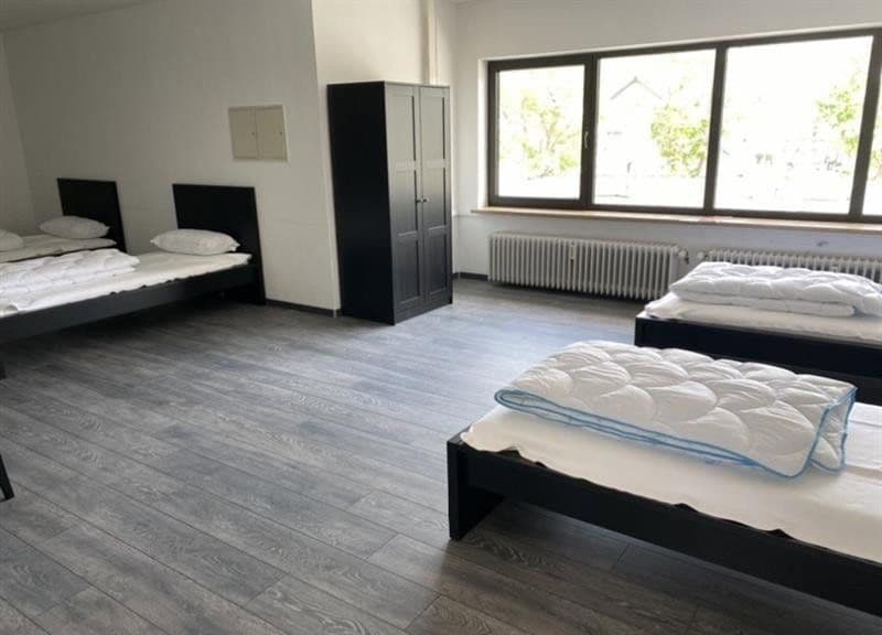 Prenájom kancelárie 320 m², Bad Neuenahr-Ahrweiler, Porýnie-Falcko Prenájom kancelárie 320 m², Bad Neuenahr-Ahrweiler, Porýnie-Falcko