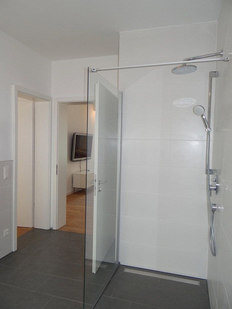 Prenájom bytu 3-izbový 88 m², Herdweg 35, Stuttgart, Bádensko-Wurttembersko Prenájom bytu 3-izbový 88 m², Herdweg 35, Stuttgart, Bádensko-Wurttembersko