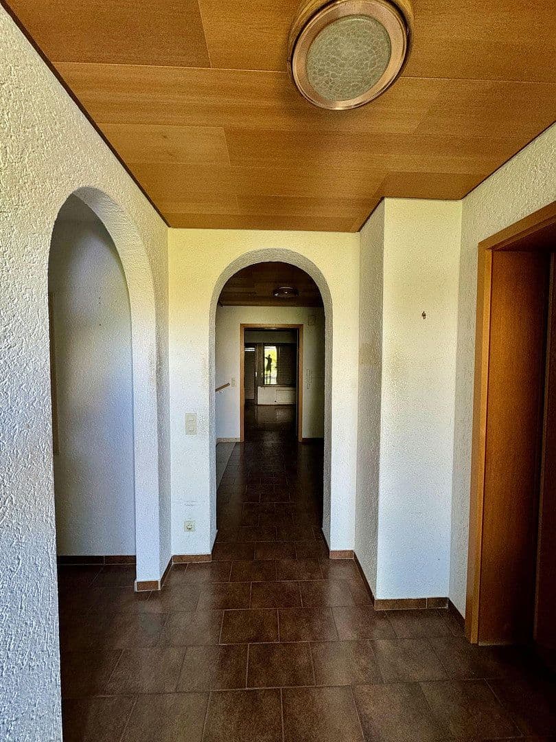 Predaj domu 131 m², pozemek 369 m², Stauferstraße 15, Sinsheim, Bádensko-Wurttembersko Predaj domu 131 m², pozemek 369 m², Stauferstraße 15, Sinsheim, Bádensko-Wurttembersko