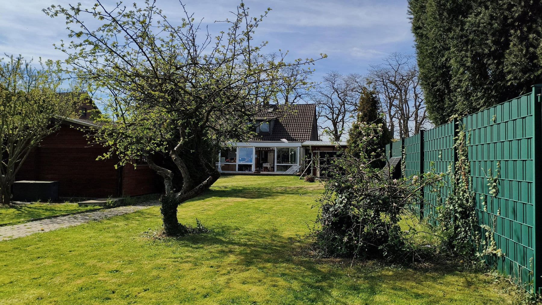 Predaj domu 175 m², pozemek 906 m², Duisburg, Severné Porýnie - Westfálsko Predaj domu 175 m², pozemek 906 m², Duisburg, Severné Porýnie - Westfálsko