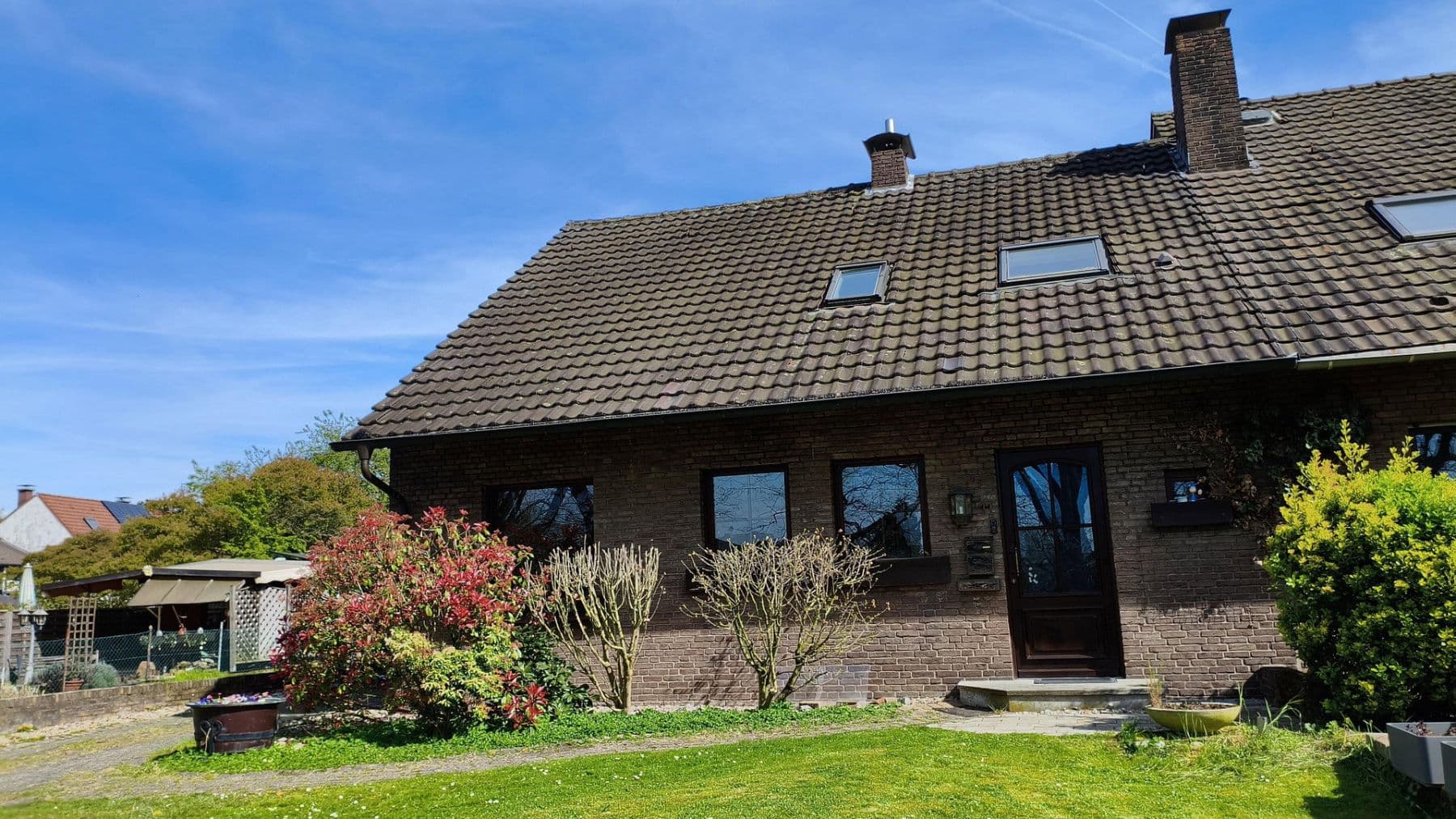Predaj domu 175 m², pozemek 906 m², Duisburg, Severné Porýnie - Westfálsko Predaj domu 175 m², pozemek 906 m², Duisburg, Severné Porýnie - Westfálsko