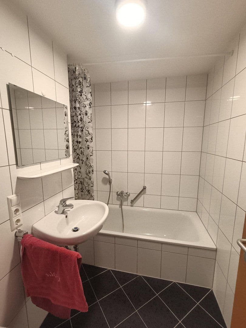 Prenájom bytu 1-izbový 35 m², An der Deutenhofkapelle 1, Bad Abbach, Bavorsko Prenájom bytu 1-izbový 35 m², An der Deutenhofkapelle 1, Bad Abbach, Bavorsko