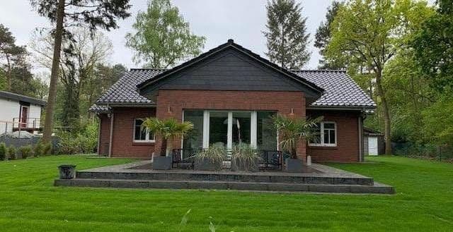 Predaj domu 137 m², pozemek 1.823 m², Gifhorn, Dolné Sasko Predaj domu 137 m², pozemek 1.823 m², Gifhorn, Dolné Sasko